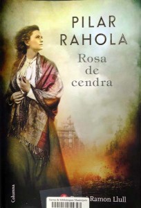 Pilar-Rahola-Rosa-cendra